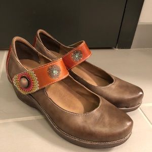 L’artiste by Spring Step Mary Janes